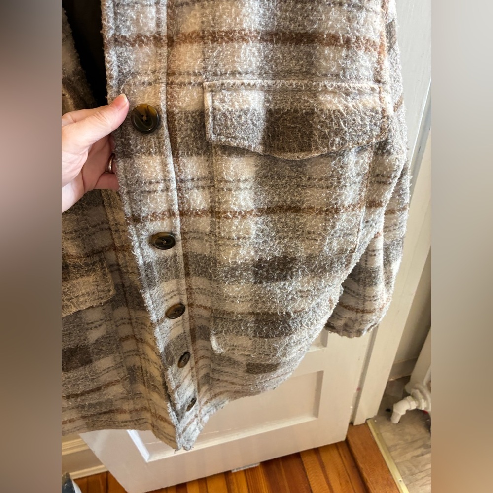 Universal Thread Plaid Jacket - Picture 3 of 7